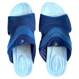 Easy Spirit Woman’s blue elastic upper fabric sandal size 6.5. Very gently worn!